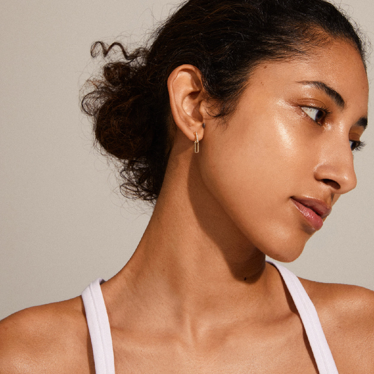 ELISE, Kristallörhängen